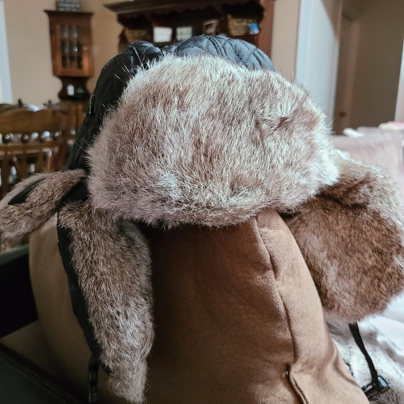 Ski hat - Picture 3 of 3